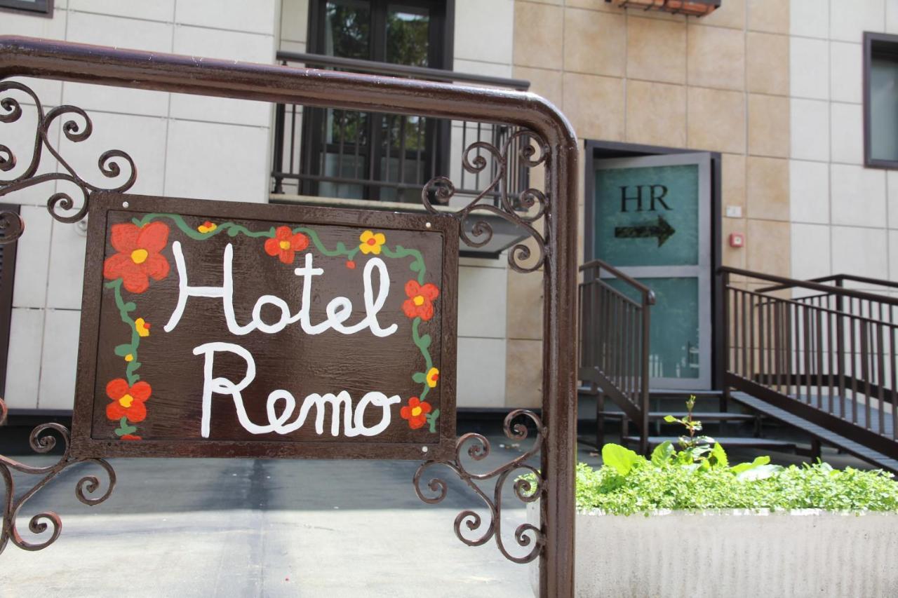 Hotel Da Remo ロッカラーゾ エクステリア 写真
