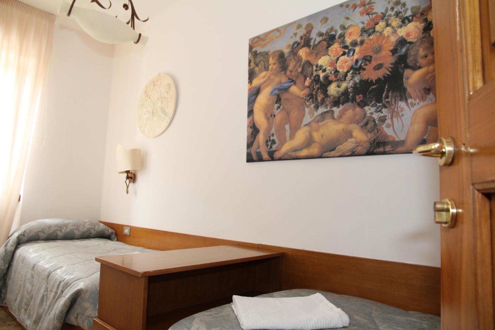 Hotel Da Remo ロッカラーゾ 部屋 写真